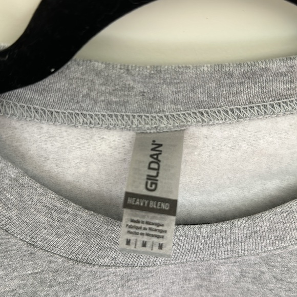 NEW Volleyball Sweatshirt Tye Dye “Peace, Love, Volleyball” Shirt Sz Medium - Picture 5 of 6